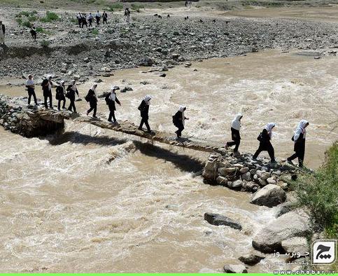 بجای شعار حقوق کارکنان شهرداری را بدهید / ۴ ماه کار بدون بیمه و حقوق ظلم است