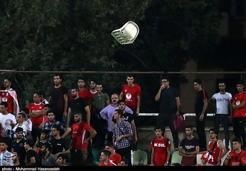 ضرب و شتم خبرنگاران توسط لیدرهای باشگاه سپیدرود رشت